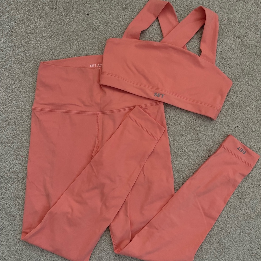 SET Active Coral Leggings and Sports Bra Set